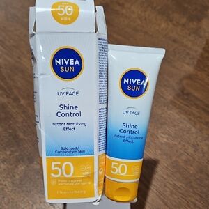 Nivea Sun UV Face Shine Control SPF 50 Cream - White & Yellow